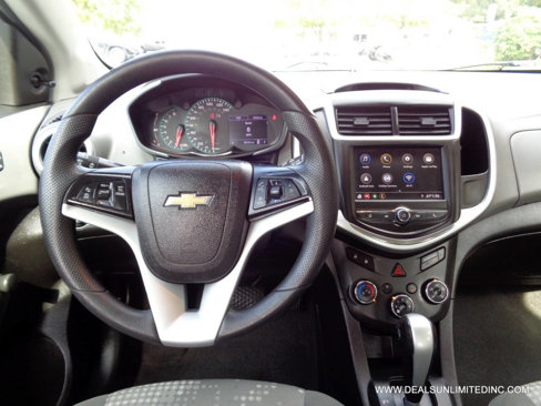 Used 2019 Chevrolet Sonic LT image 9