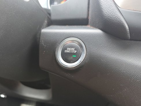Used 2022 GMC Terrain SLE image 33
