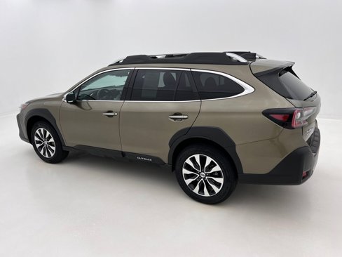 Used 2024 Subaru Outback Touring image 14
