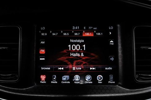 Used 2016 Dodge Charger SXT w/ Navigation & Travel Group image 38