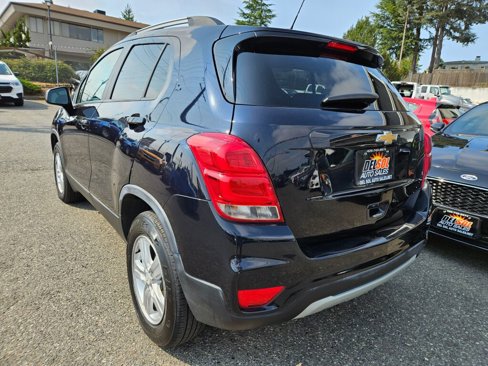 Used 2021 Chevrolet Trax LT image 12