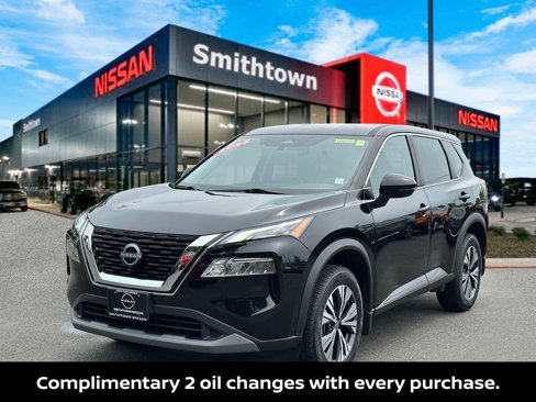 Certified 2022 Nissan Rogue SV image 2