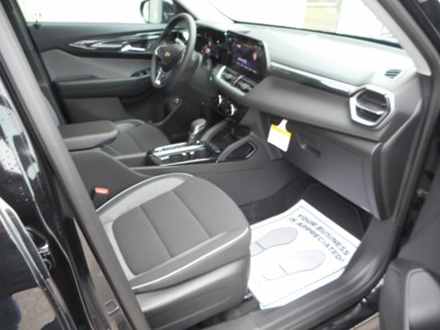 New 2025 Chevrolet TrailBlazer LT w/ Convenience Package image 7