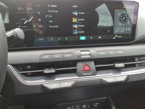 New 2025 Kia K4 EX image 17