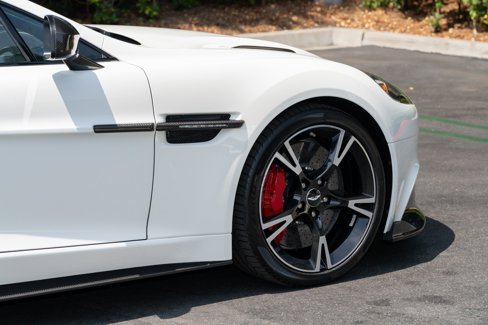 Used 2018 Aston Martin Vanquish S image 8