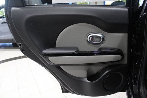 Used 2017 Kia Soul + w/ Primo Package image 18