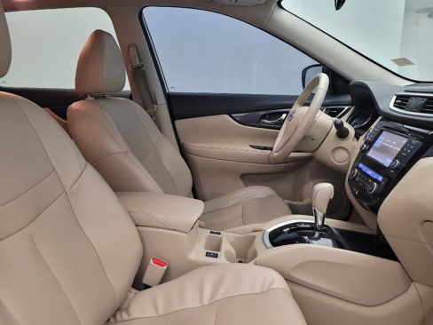 Used 2015 Nissan Rogue SL w/ SL Premium Package image 21