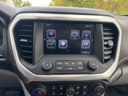 Used 2018 GMC Acadia SLT image 26
