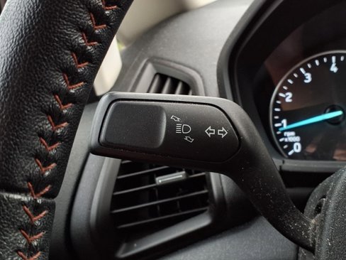 Used 2022 Ford EcoSport SE w/ SE Convenience Package image 17