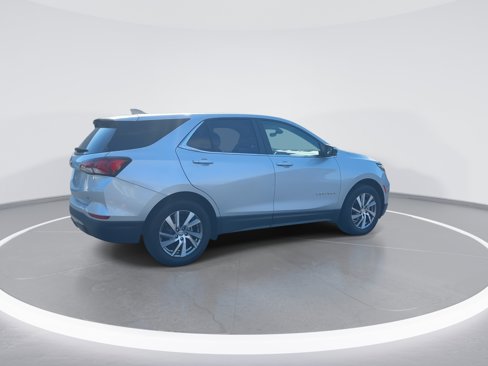 Certified 2022 Chevrolet Equinox LT image 9