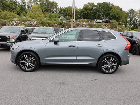 Used 2019 Volvo XC60 T5 Momentum w/ Multimedia Package image 4