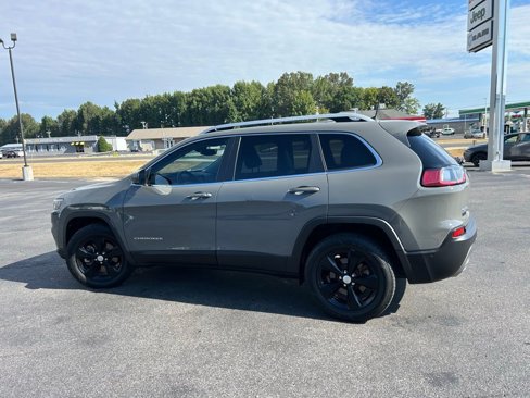 Used 2021 Jeep Cherokee Limited image 6