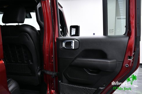 Used 2022 Jeep Wrangler Unlimited Rubicon w/ Dual Top Group image 52