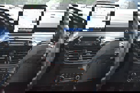 New 2025 Ford Escape Active w/ Cold Weather Package image 25