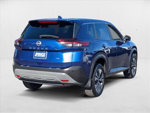 Used 2023 Nissan Rogue SV image 5