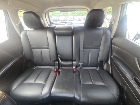 Used 2014 Nissan Rogue SL image 29