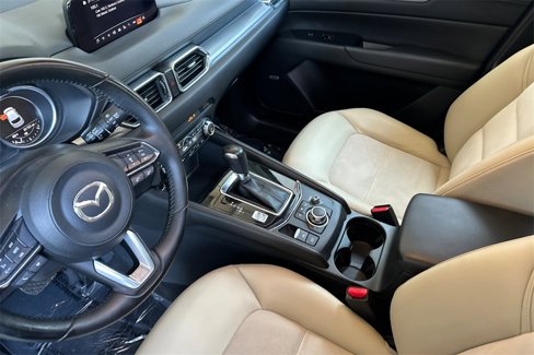 Used 2018 MAZDA CX-5 Touring w/ Preferred Equipment Package image 9