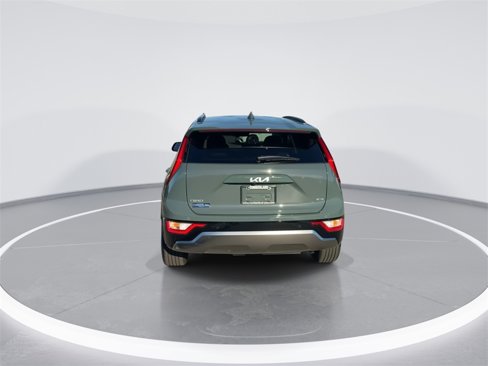 New 2025 Kia Niro EX Touring image 7
