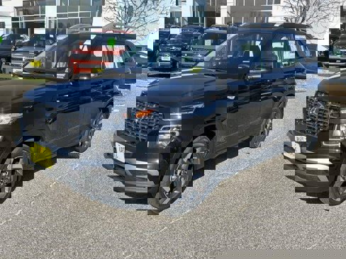 New 2025 Hyundai Venue SEL image 27