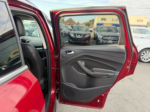 Used 2013 Ford Escape SEL image 24