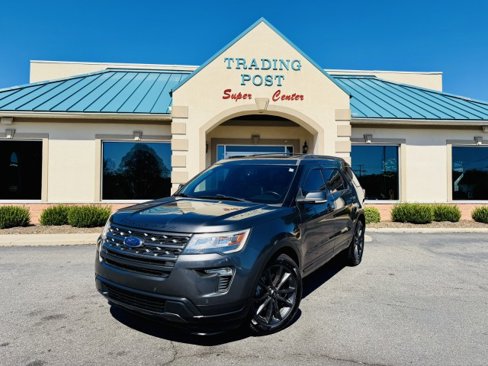 Used 2019 Ford Explorer XLT w/ Equipment Group 202A image 25