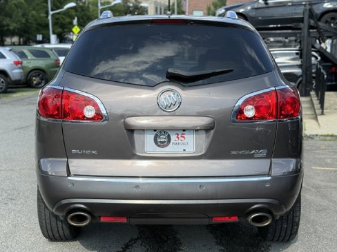 Used 2011 Buick Enclave CXL image 9