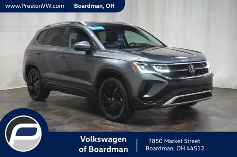 Used 2024 Volkswagen Taos SEL image 1