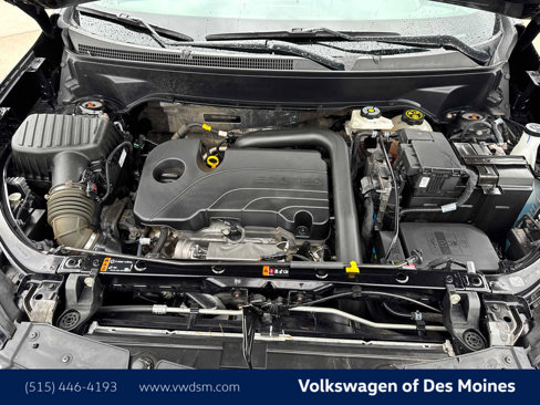 Used 2023 Chevrolet Equinox LT w/ Driver Convenience Package image 9