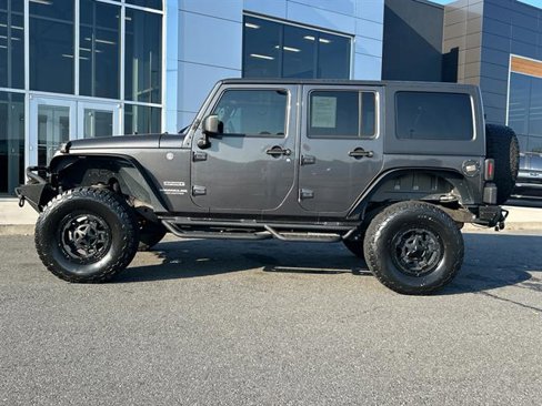 Used 2017 Jeep Wrangler Unlimited Sport w/ Quick Order Package 24S image 6