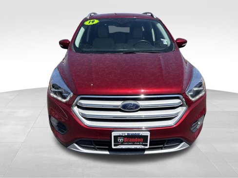 Used 2019 Ford Escape Titanium image 10