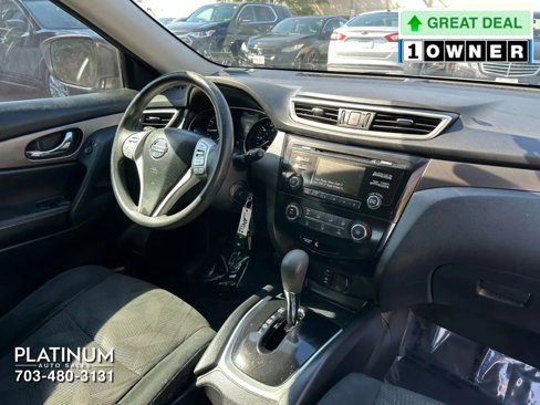 Used 2015 Nissan Rogue S image 14