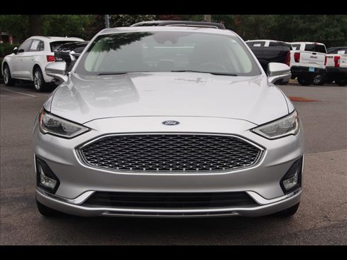 Used 2019 Ford Fusion Titanium image 8