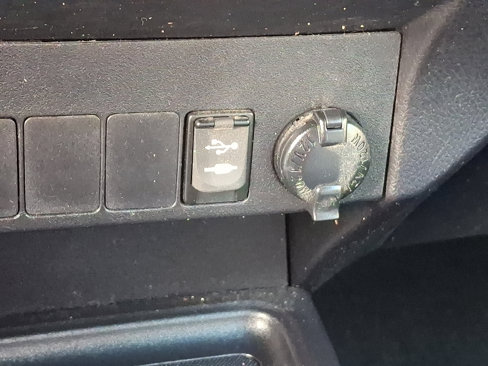 Used 2015 Toyota RAV4 LE image 24