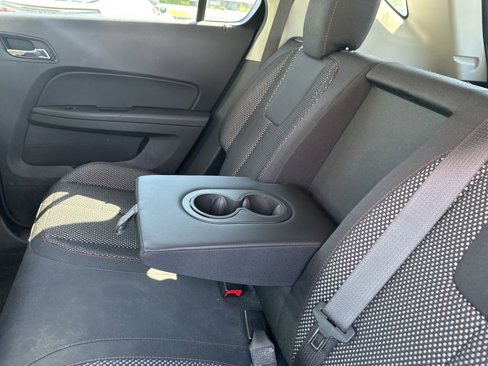 Used 2015 Chevrolet Equinox LT w/ Driver Convenience Package image 17
