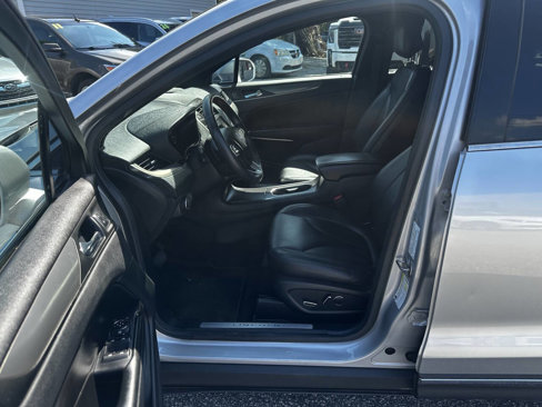 Used 2015 Lincoln MKC FWD image 12