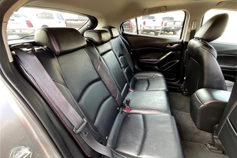 Used 2016 MAZDA MAZDA3 i Grand Touring image 26