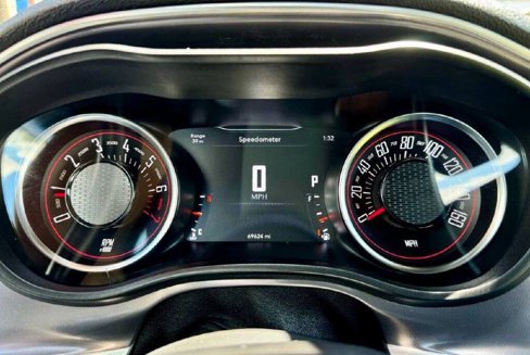 Used 2021 Dodge Challenger SXT image 21
