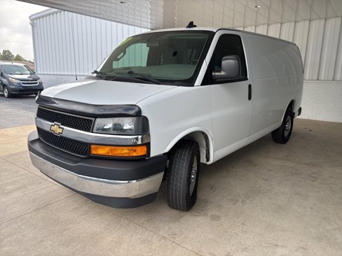 Used 2020 Chevrolet Express 2500 w/ Driver Convenience Package image 3