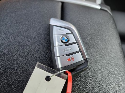 Used 2022 BMW X5 sDrive40i w/ Premium Package image 41