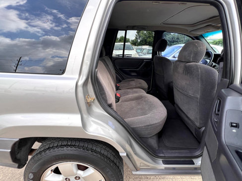 Used 2001 Jeep Grand Cherokee Laredo image 27