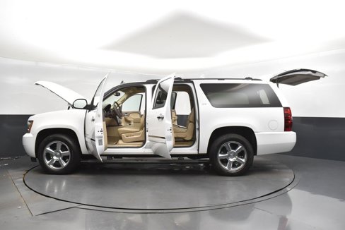 Used 2013 Chevrolet Suburban LTZ image 44