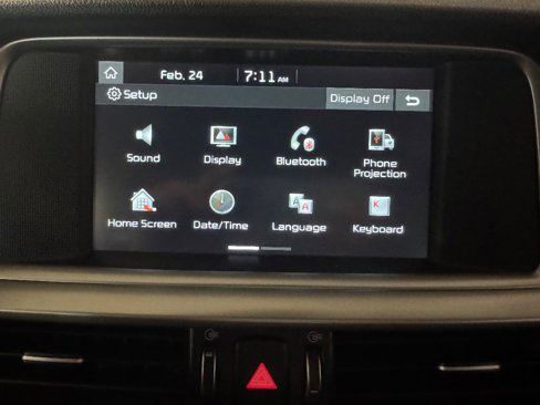Used 2020 Kia Optima LX image 29