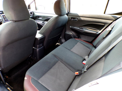 Used 2020 Nissan Versa SR w/ Convenience Package image 30