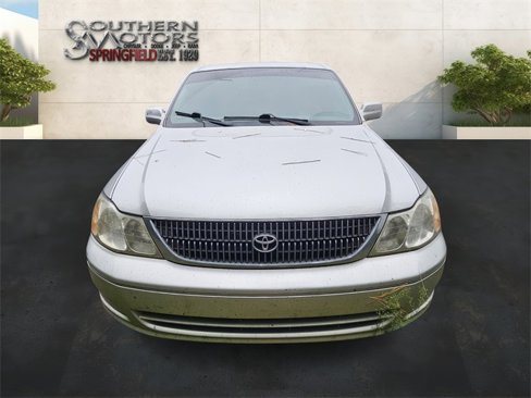 Used 2000 Toyota Avalon XLS image 3