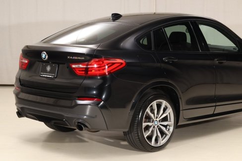 Used 2018 BMW X4 M40i image 18