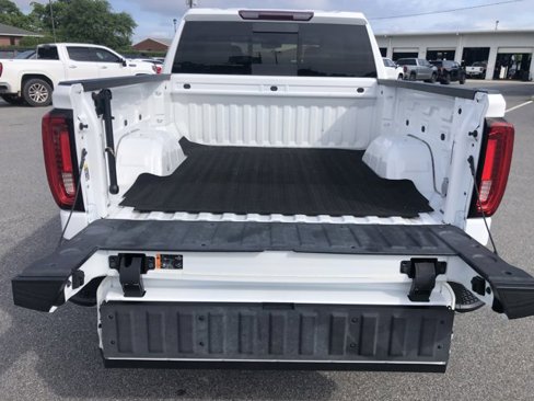 Used 2020 GMC Sierra 1500 SLT w/ SLT Premium Package image 10