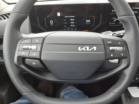 New 2025 Kia K4 EX image 23