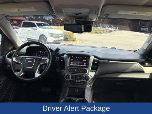 Used 2015 GMC Yukon SLT image 17