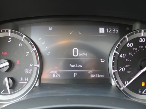 Used 2022 Toyota Highlander XLE image 16