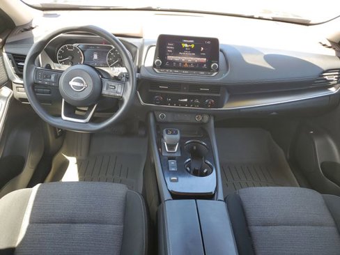 Used 2023 Nissan Rogue SV image 13